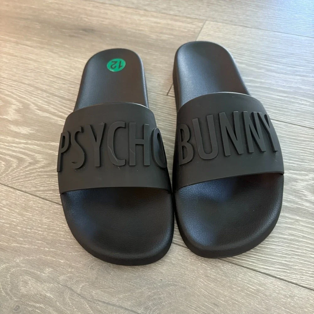 NWT Psycho Bunny Mens Black Beach Embossed‎ Logo Slip-On Slide Sandals Size 12